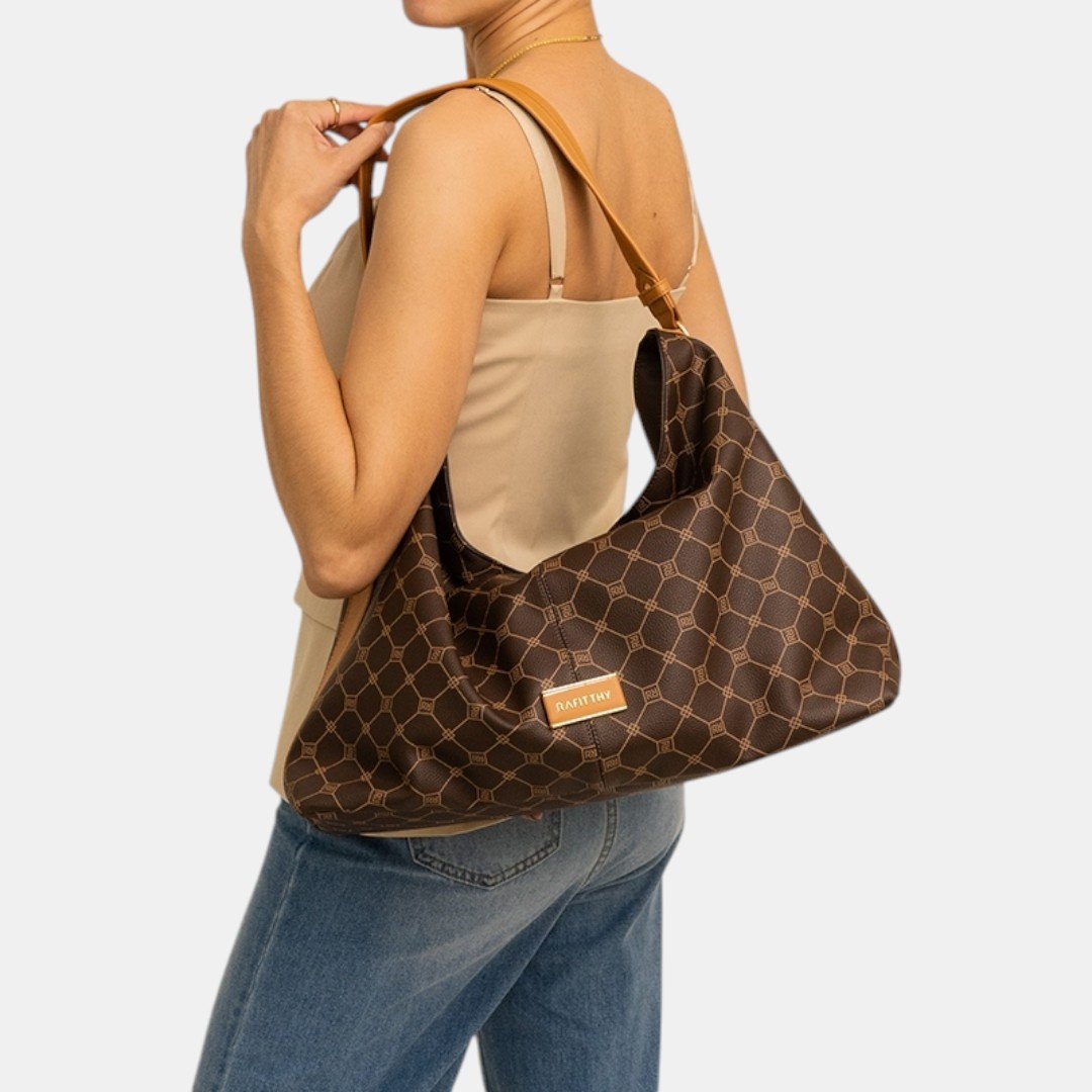 Bolsa Rafitthy Hobo Soft Glam Monograma Marrom Marrom 2
