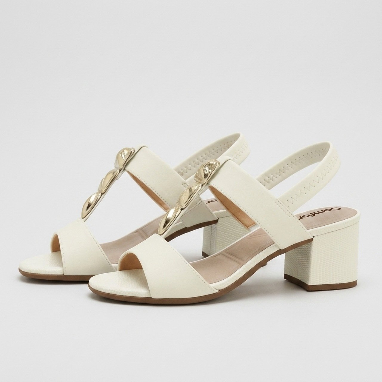 Sandália Comfortflex Salto Bloco Off White Com Enfeite Metalizado Branco 3