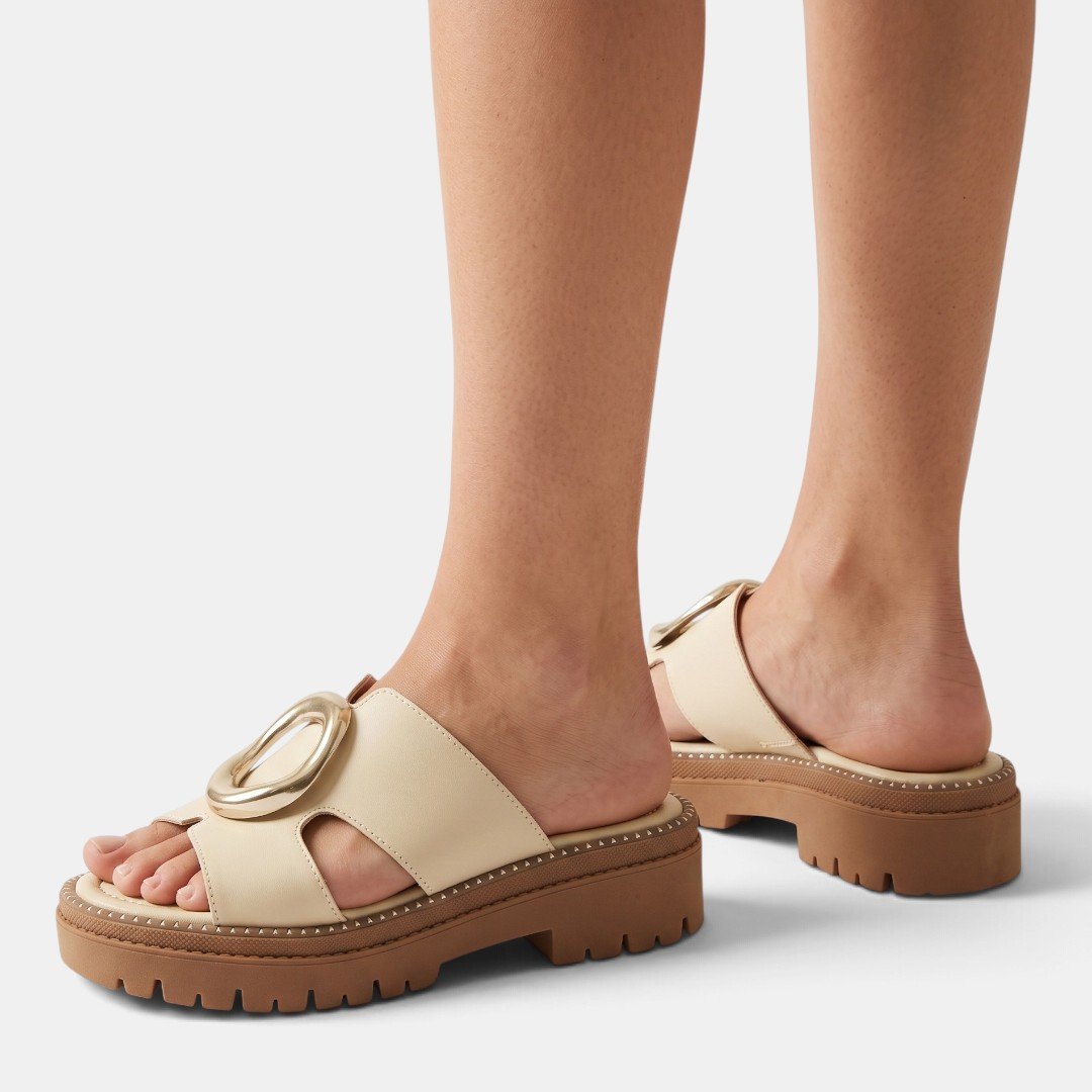 Tamanco Ramarim Flatform Com Enfeite Buttercream Bege 2