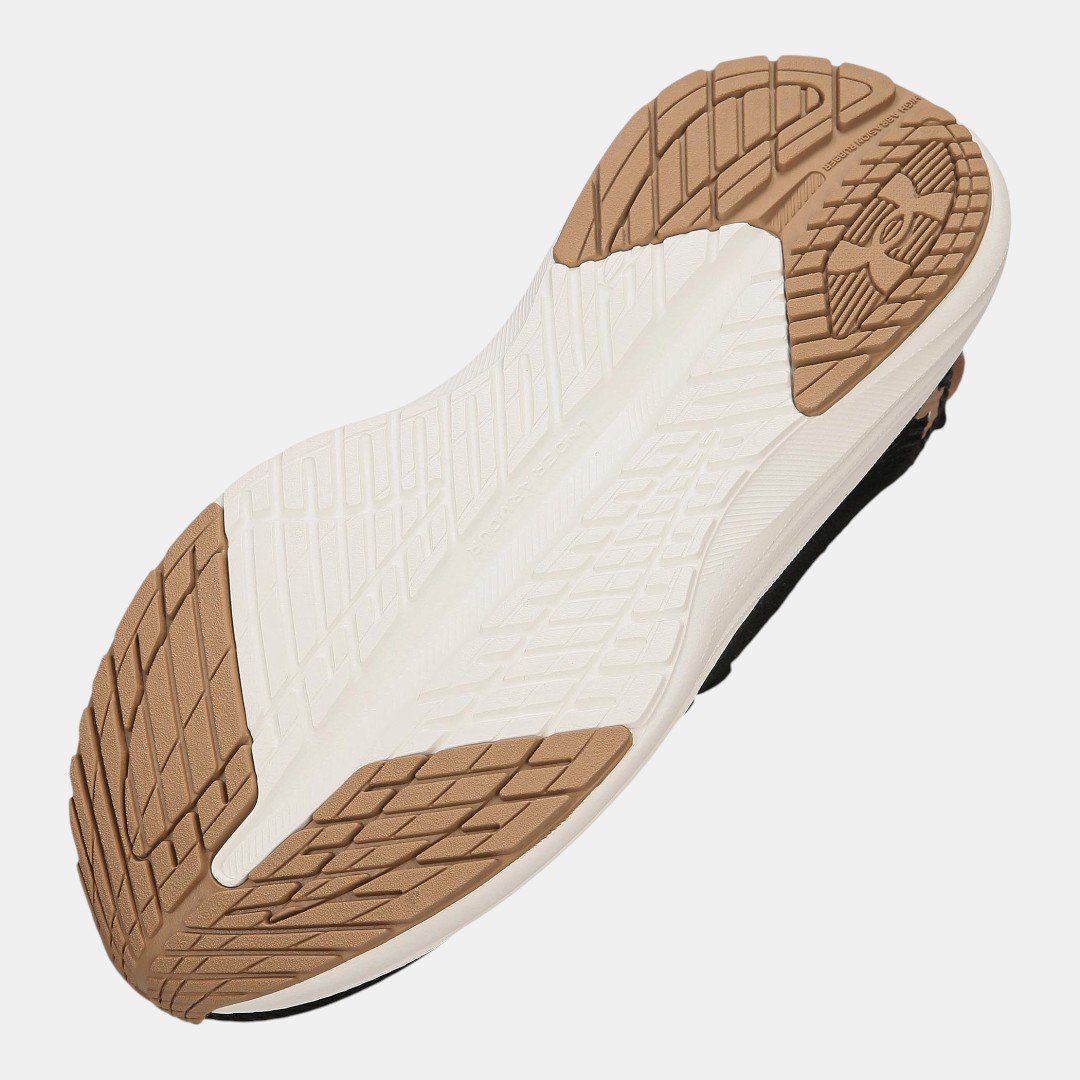 Tênis Under Armour Charged Fleek Preto Preto 4