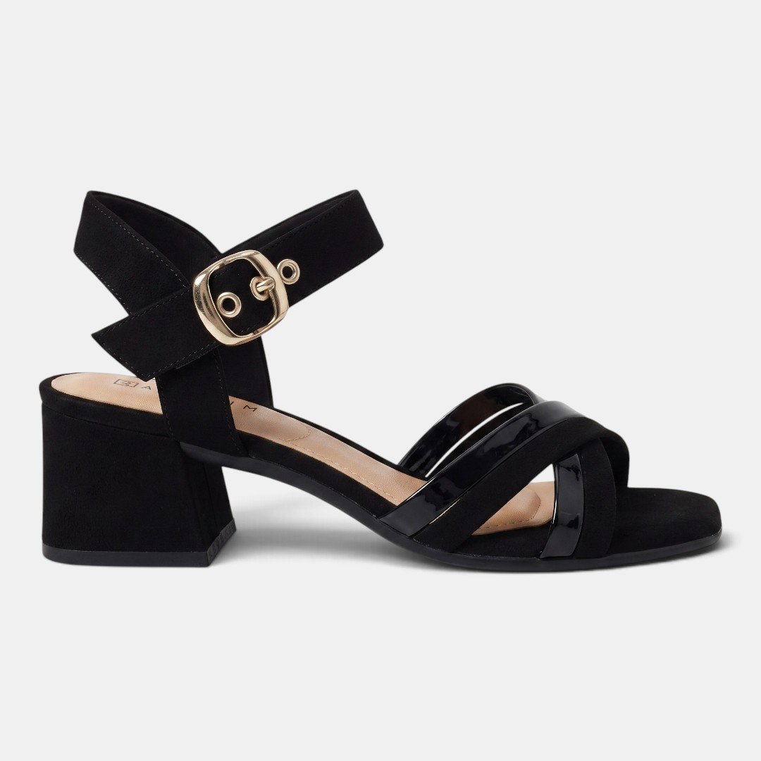 Sandália Ramarim Salto Bloco Com Maxi Fivela Preta