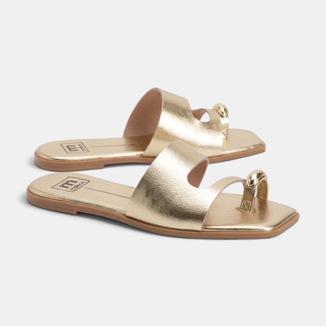 Rasteira Dourada Moleca Com Detalhe No Dedo Dourado 3