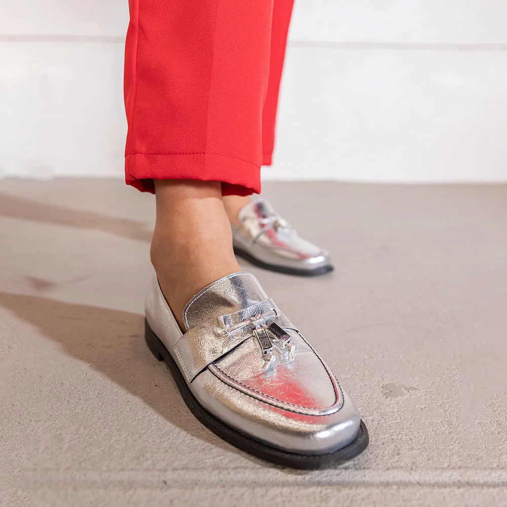 Mocassim Verniz com Ponteiras Metal Prata Prata 3