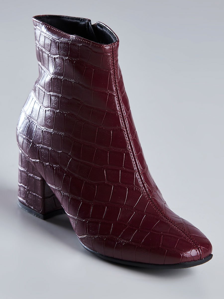 Bota Cano Curto Feminina Couro Croco Vinho