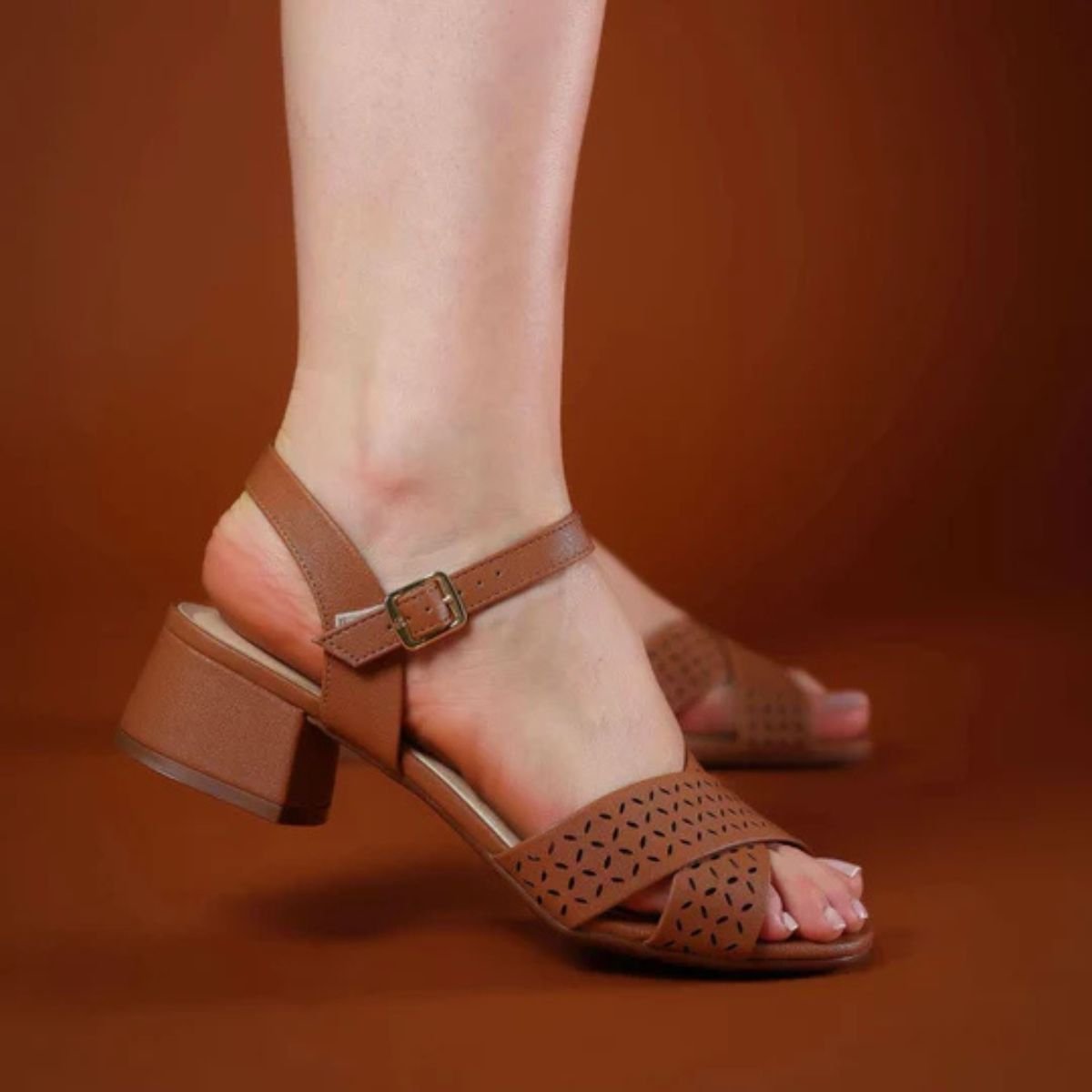 Sandália Feminina Salto Baixo Modare 7211.105 Caramelo Caramelo 5