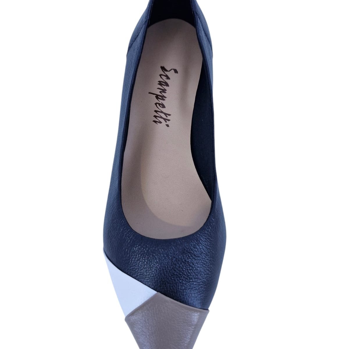 Sapatilha Feminina Bico Fino Em Couro Casual Scarpetti 360 Preto Azul Marinho/Branco 6
