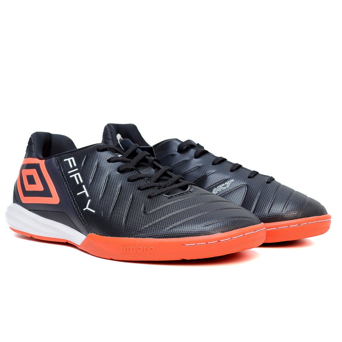 Chuteira Umbro Fifty VI Futsal Preto/Coral/Branco 2