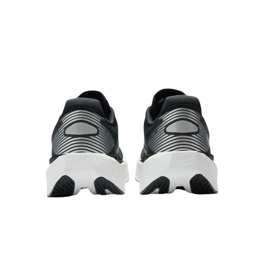 Tênis New Balance Fuelcell Rebel V5 Masculino Preto/Branco 5