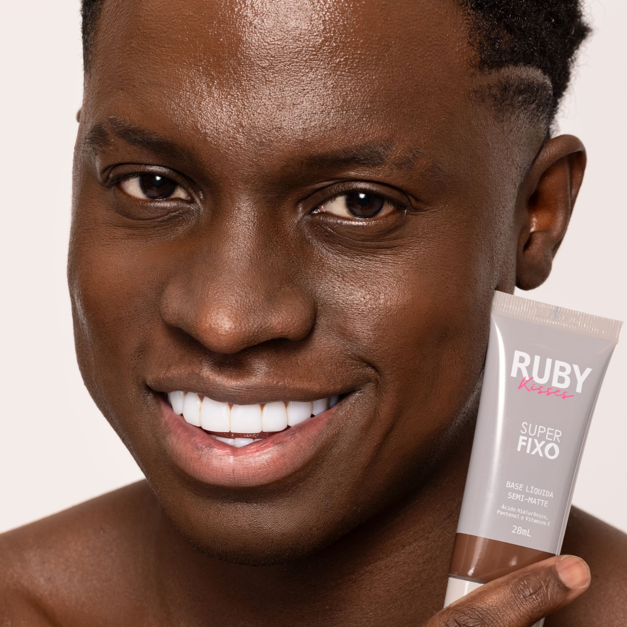 Base Líquida Super Fixo - Ruby Kisses Cor 435 2