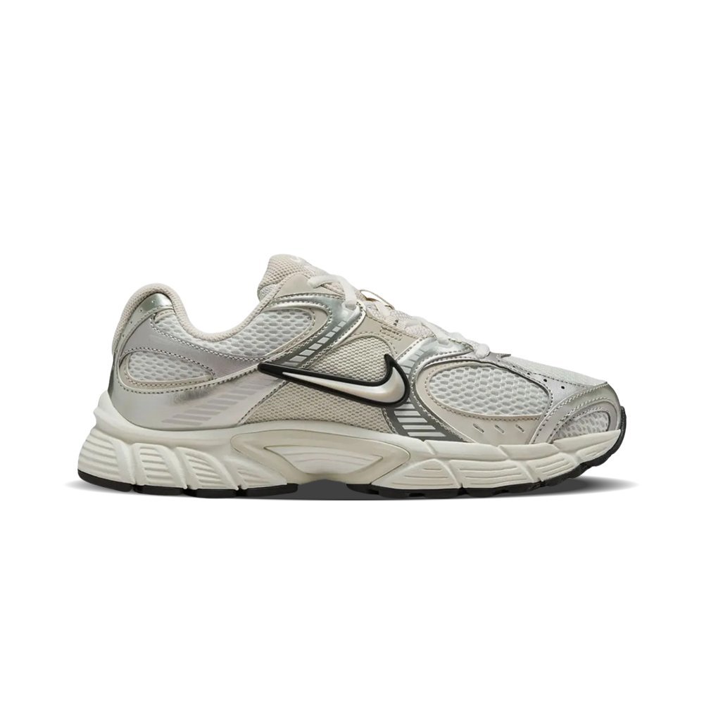 Tênis Nike V5 RNR Feminino