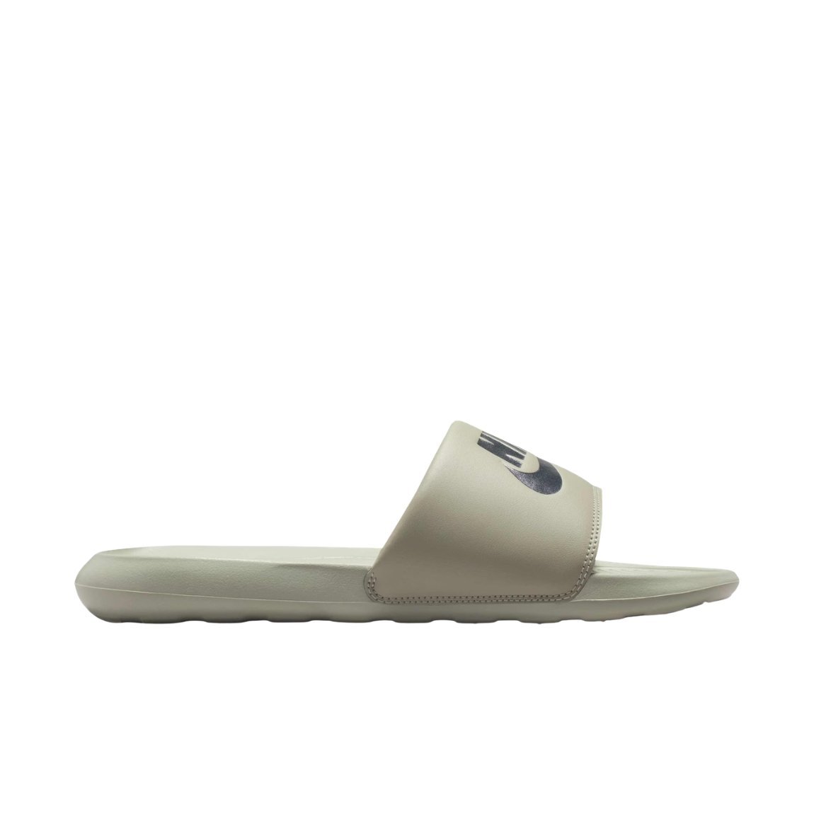 Chinelo Nike Victori One Slide Bege 4