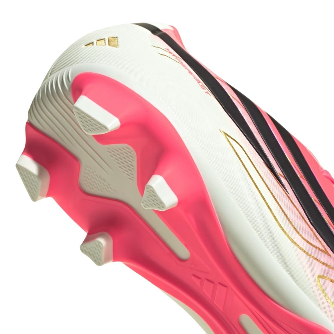Chuteira Adidas F50 Hyperfast Club Campo Rosa 8