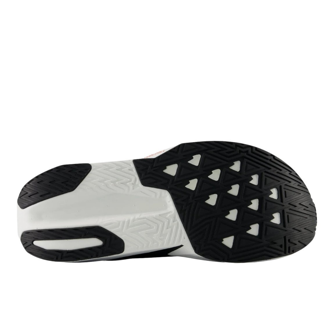 Tênis New Balance Fuelcell Rebel V5 Branco/Preto 7