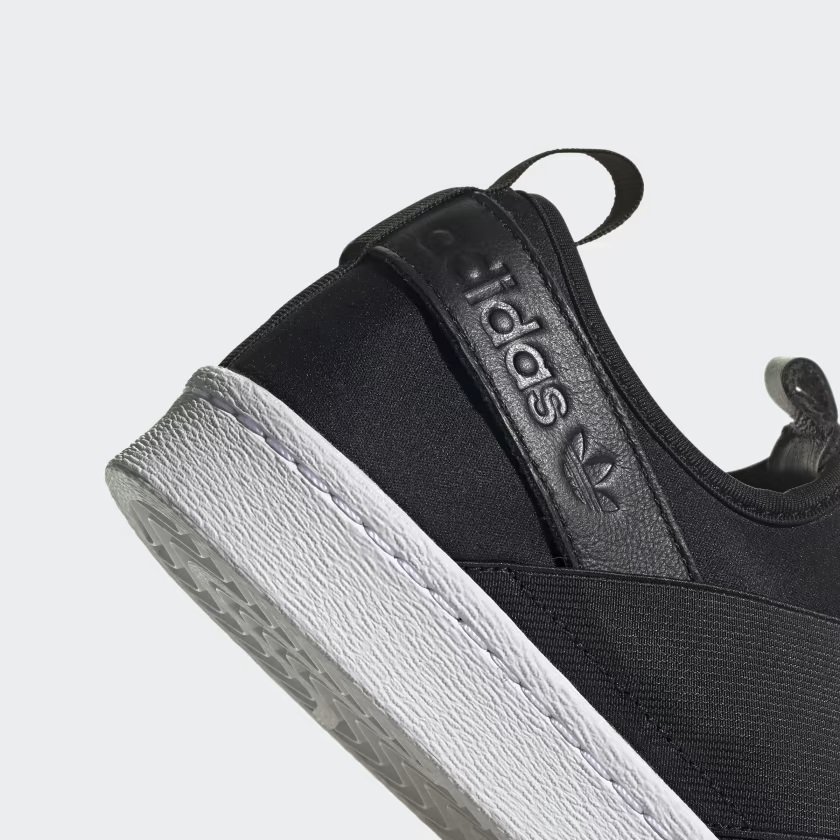 Tenis adidas Slip-On Preto/Branco 8