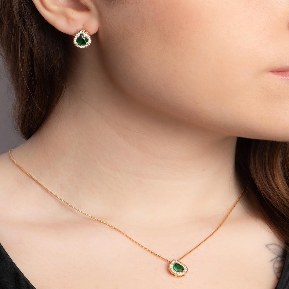 Brinco Gota Cravejado em Zircônias Esmeralda 10x12mm Ouro Dourado 3