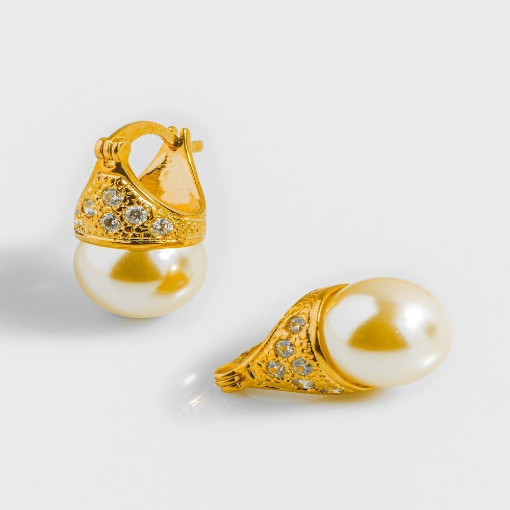 Brinco Lady Pérola Cravejado em Zircônias 10mm Click Ouro Dourado 1