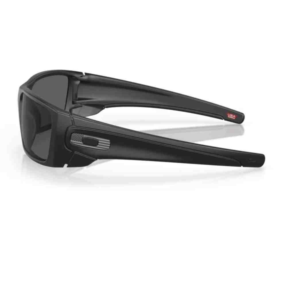 Óculos de Sol Oakley Fuel Cell Preto Fosco 0OO9096 90962960 Preto 2