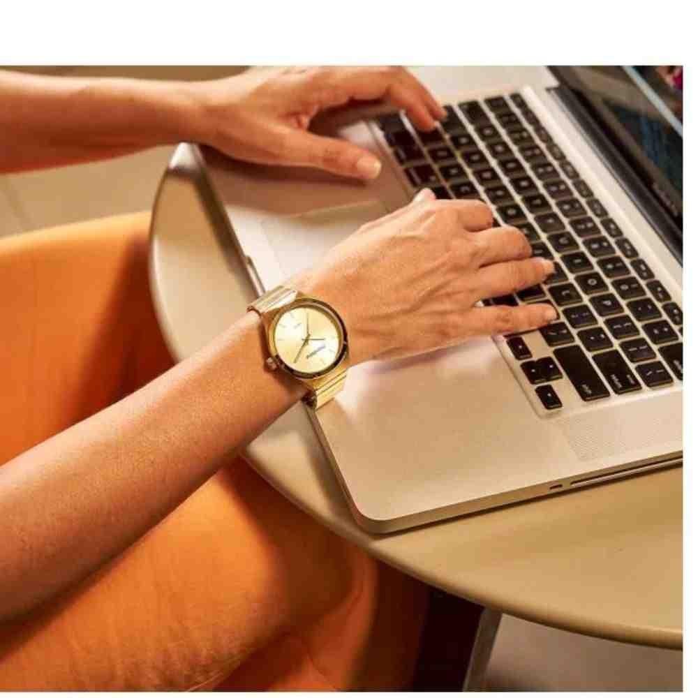 Relógio Mondaine Dourado Feminino 99619LPMVDA1 Dourado 2