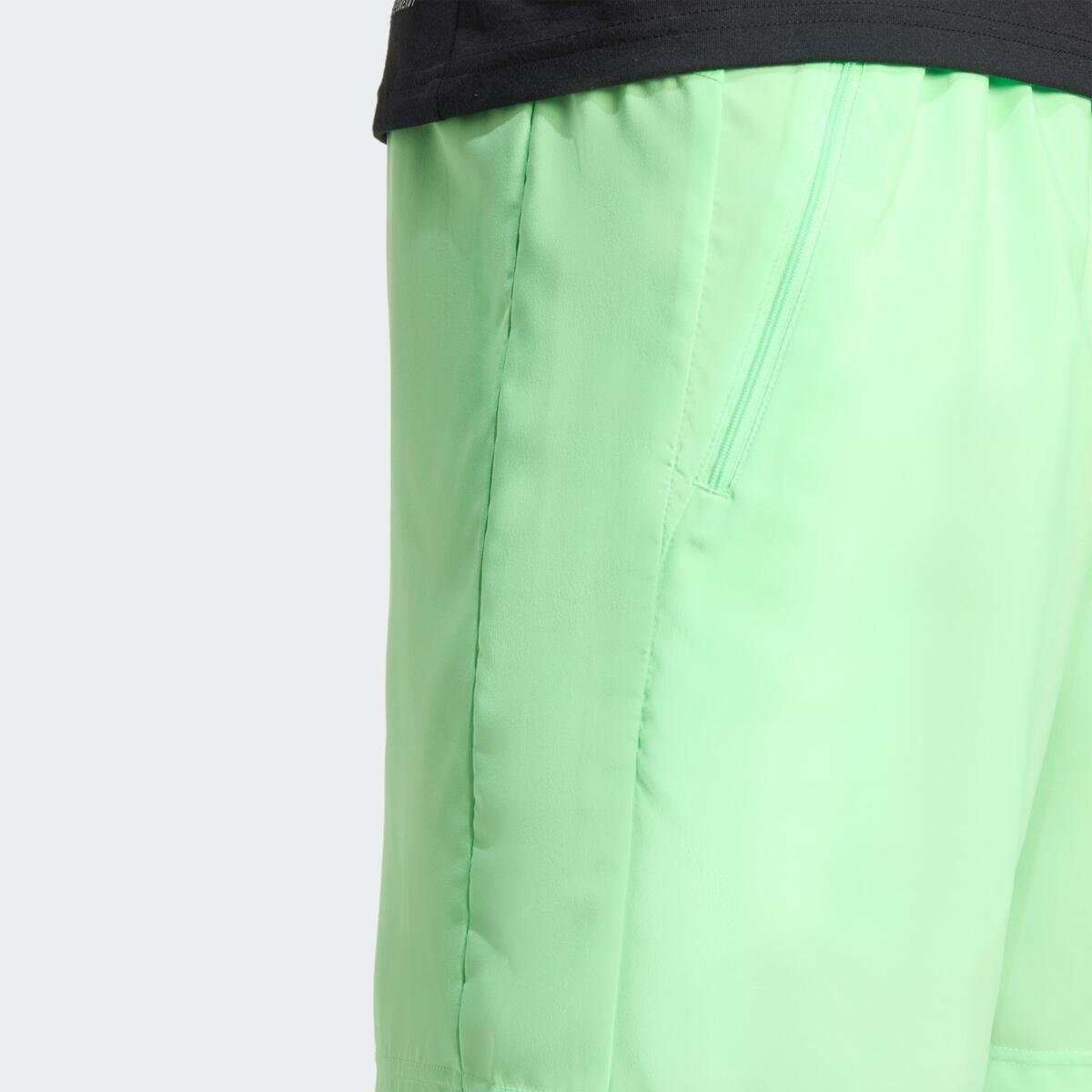 Short Adidas Treino Essentials Woven Masculino Verde/Branco 5