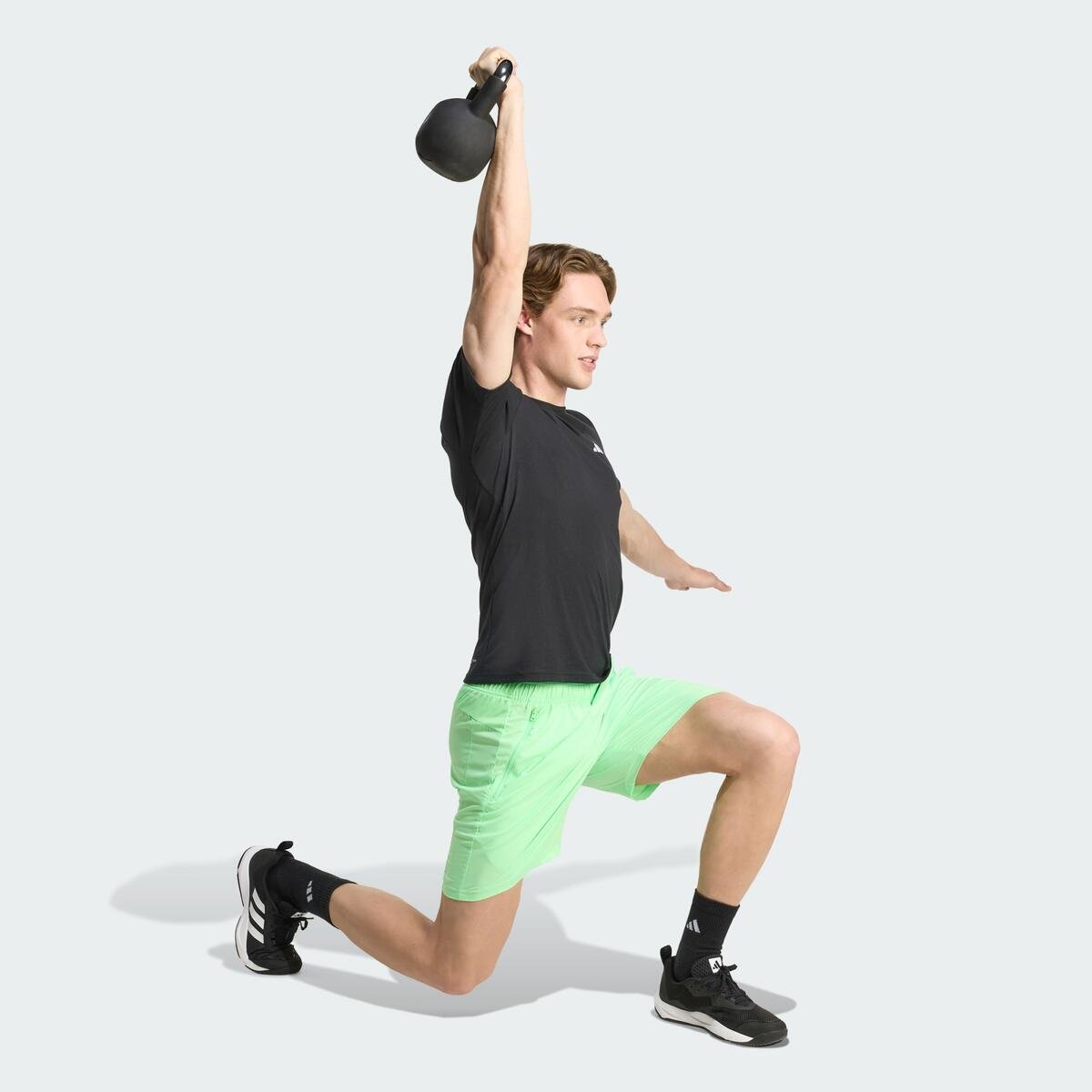 Short Adidas Treino Essentials Woven Masculino Verde/Branco 6