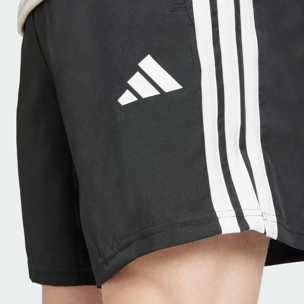 Short Adidas Bold 3 Listras Masculino Preto/Branco 4