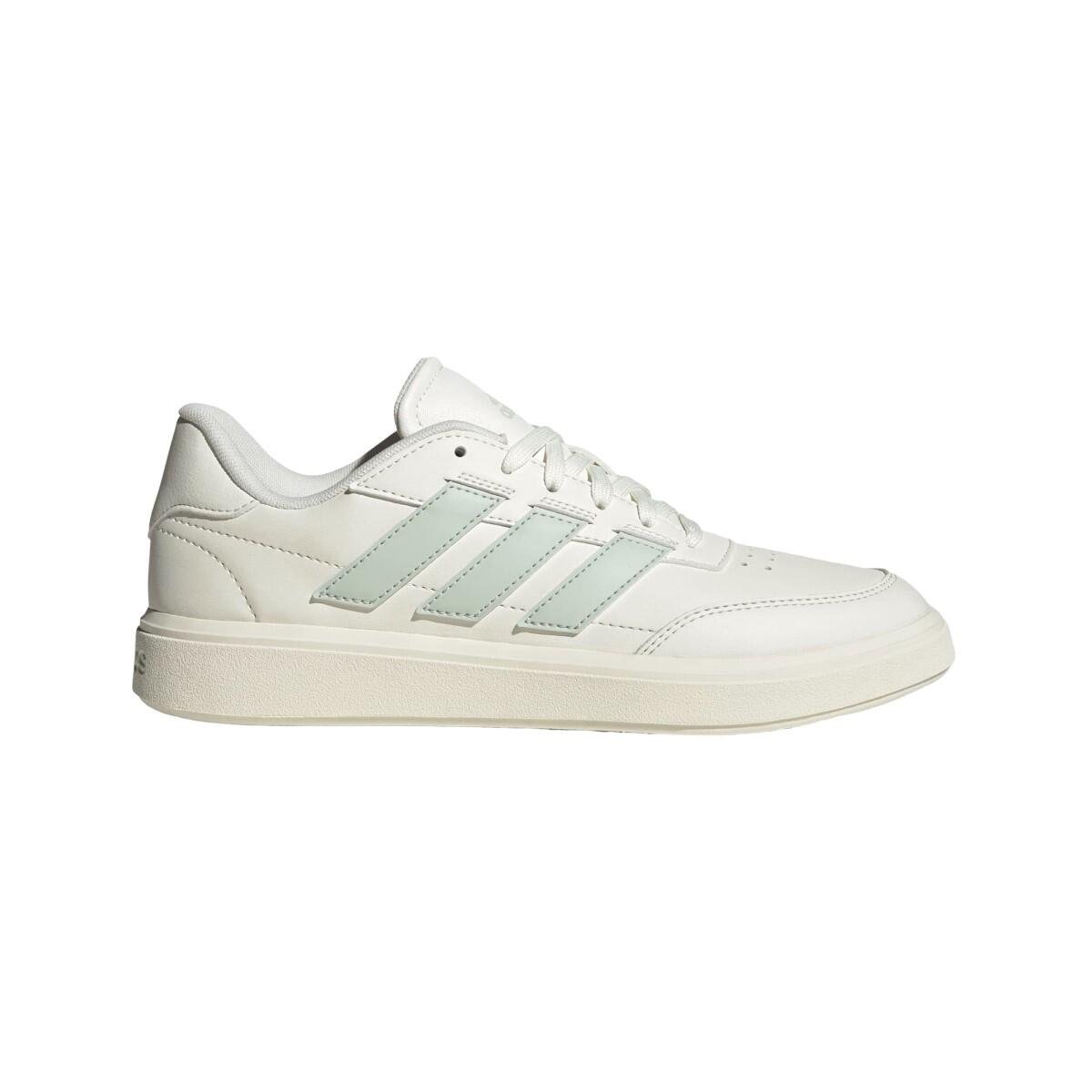 Tênis Adidas Courtblock Feminino