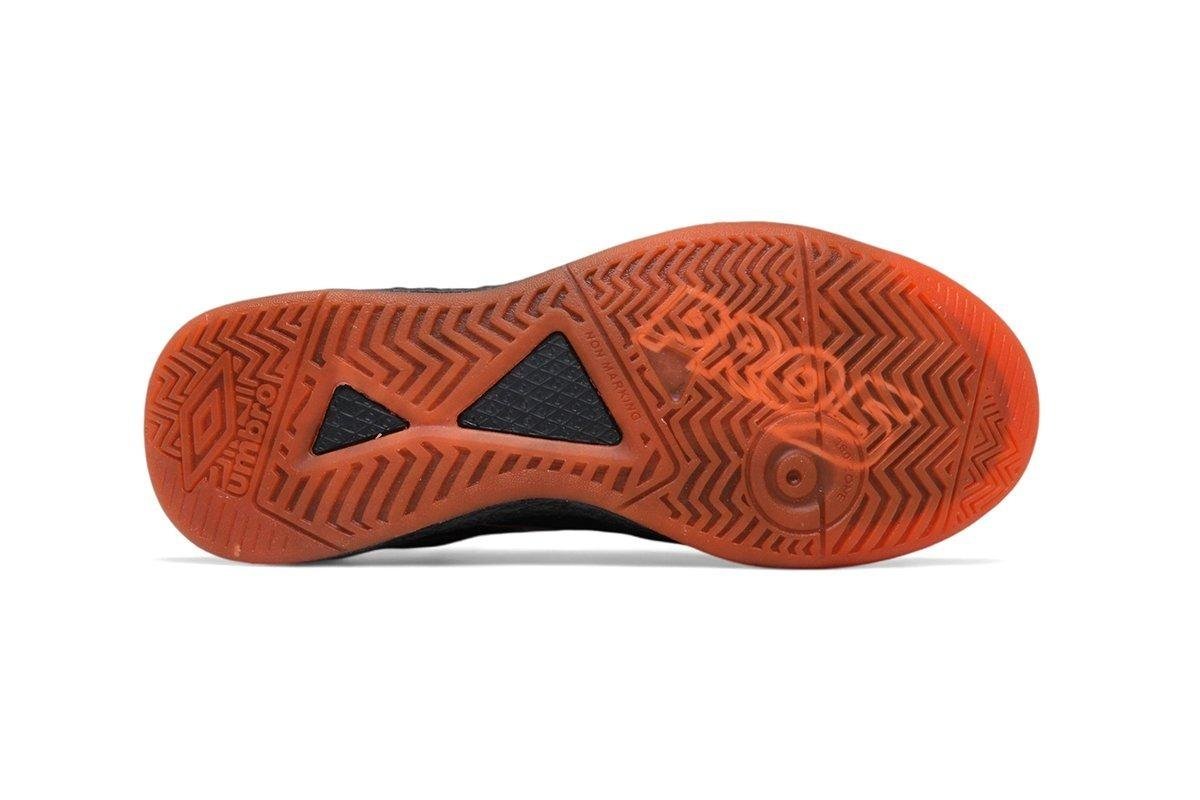 Chuteira  Futsal Umbro Pro 5 Bump Preto/Laranja 4