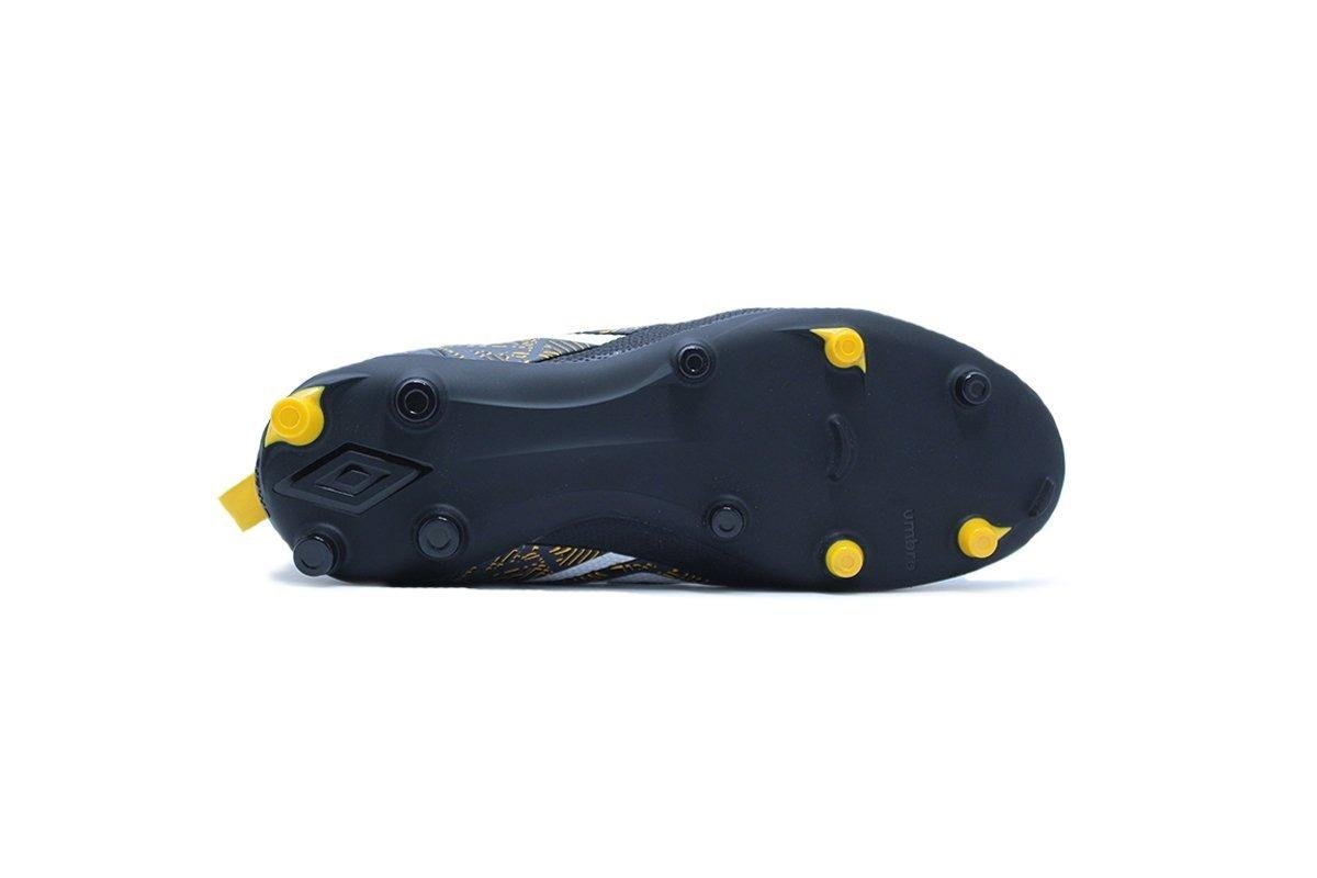 Chuteira Campo Umbro Tocco II Preto/Laranja 4