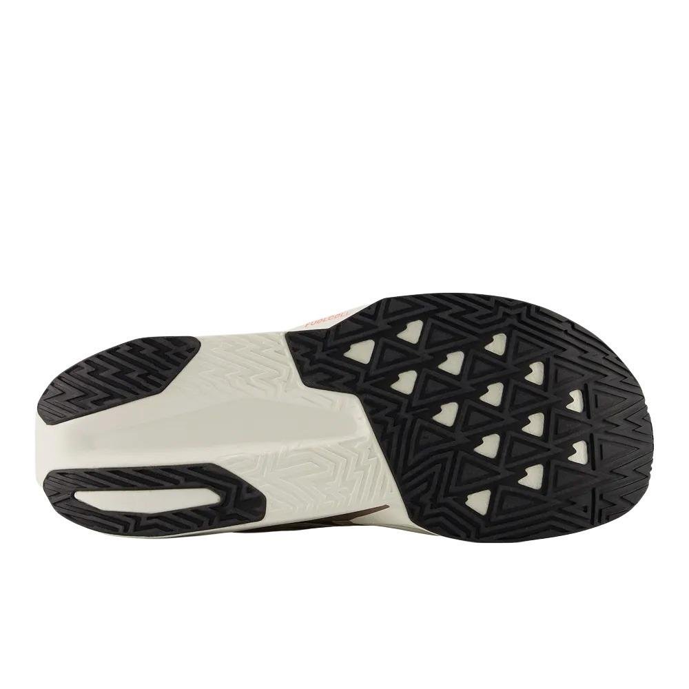 Tênis New Balance FuelCell Rebel v5 Branco/Marrom 5