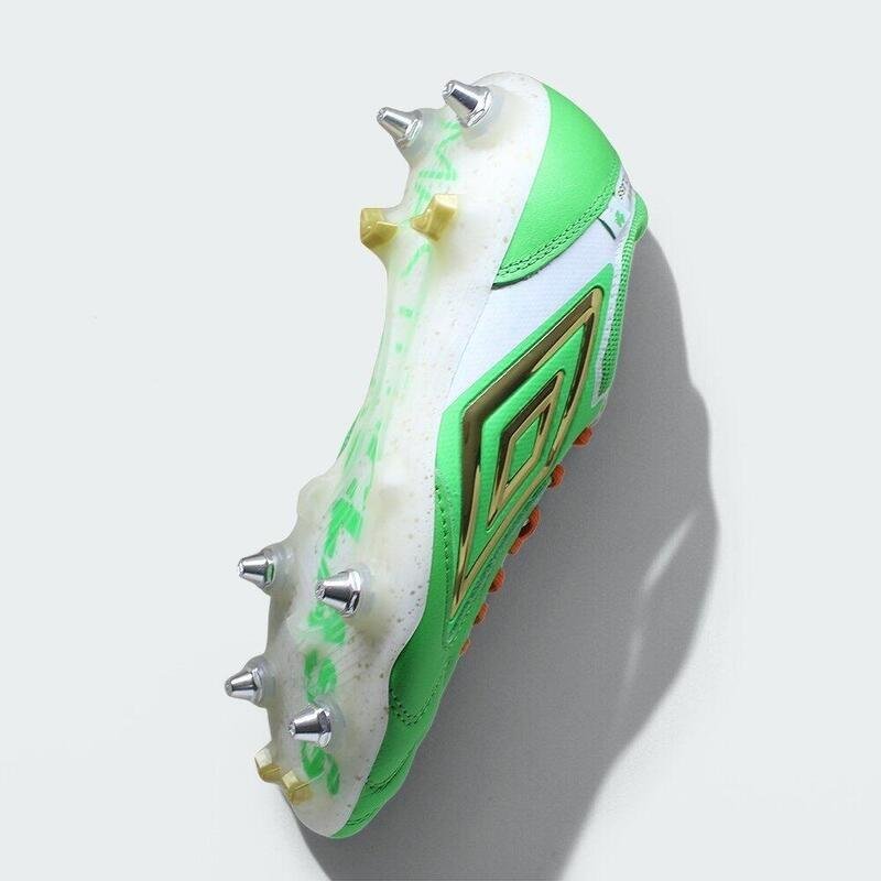 Chuteira Campo Umbro Adamant Master Class Pro SG STP Verde 8