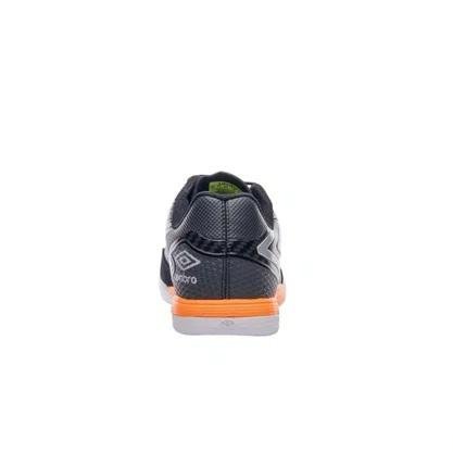 Chuteira Futsal Umbro Pro 5 Bump Club Preto/Laranja 3