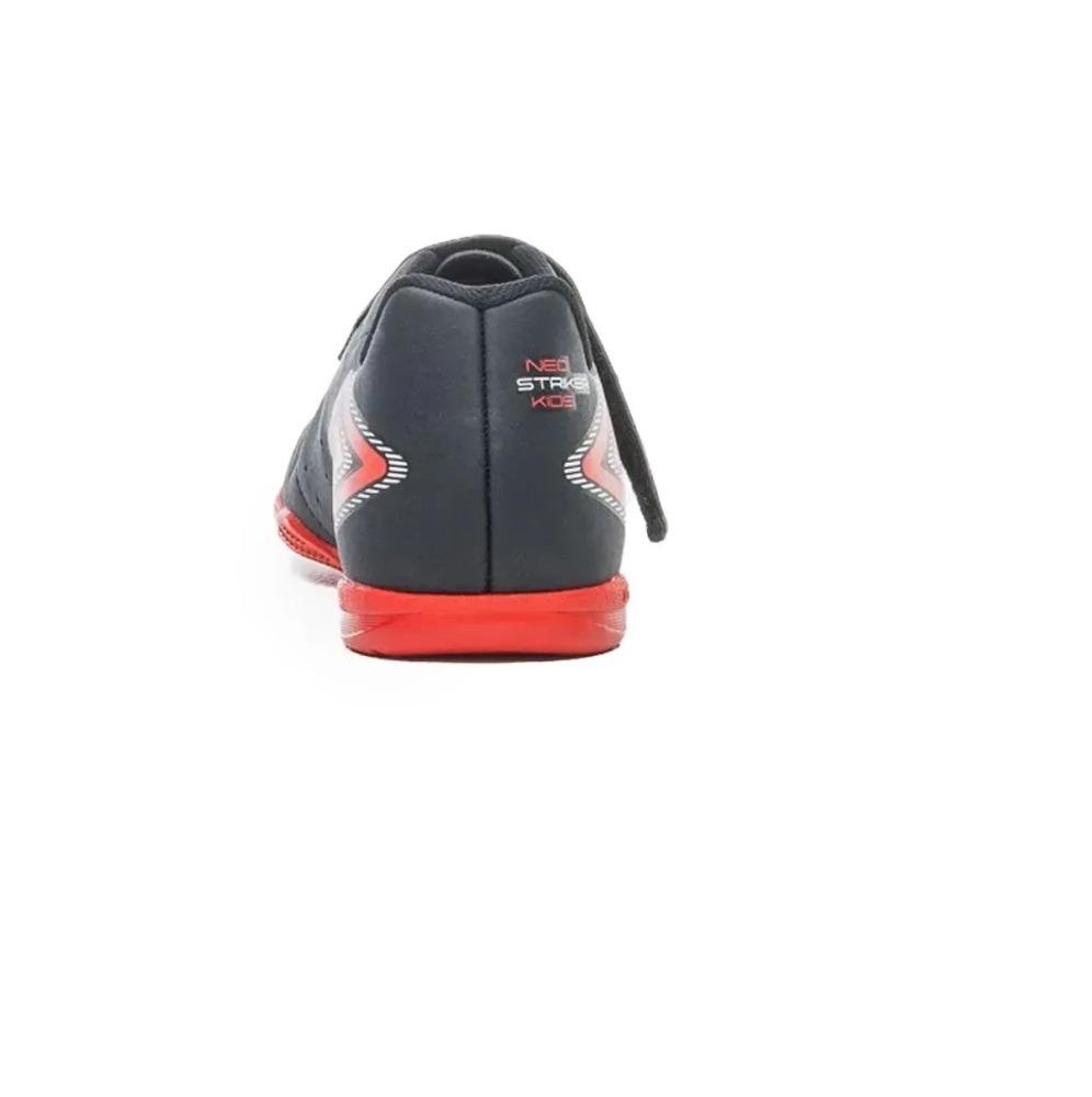 Chuteira Futsal Umbro Neo Striker Kids Preto/Vermelho 5