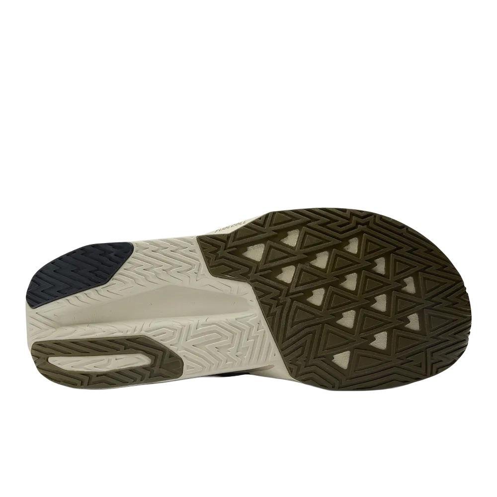 Tênis New Balance FuelCell Rebel V5 Bege/Roxo 5
