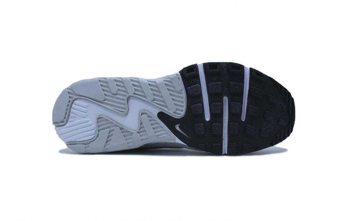 Tênis Nike Air Max Excee Branco/Preto 4