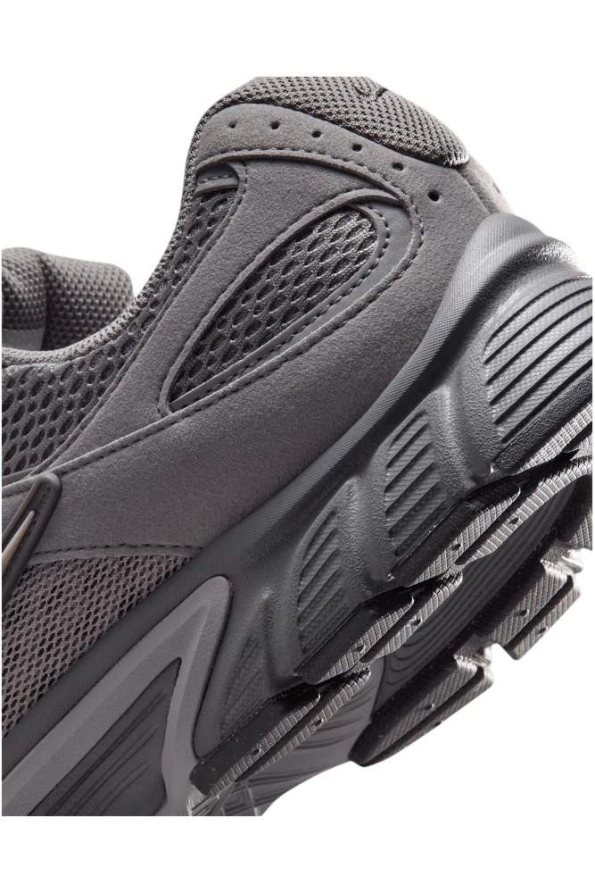 Tênis Nike V5 RNR Cinza 4