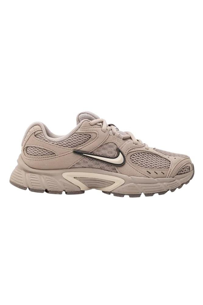 Tênis Nike V5 RNR