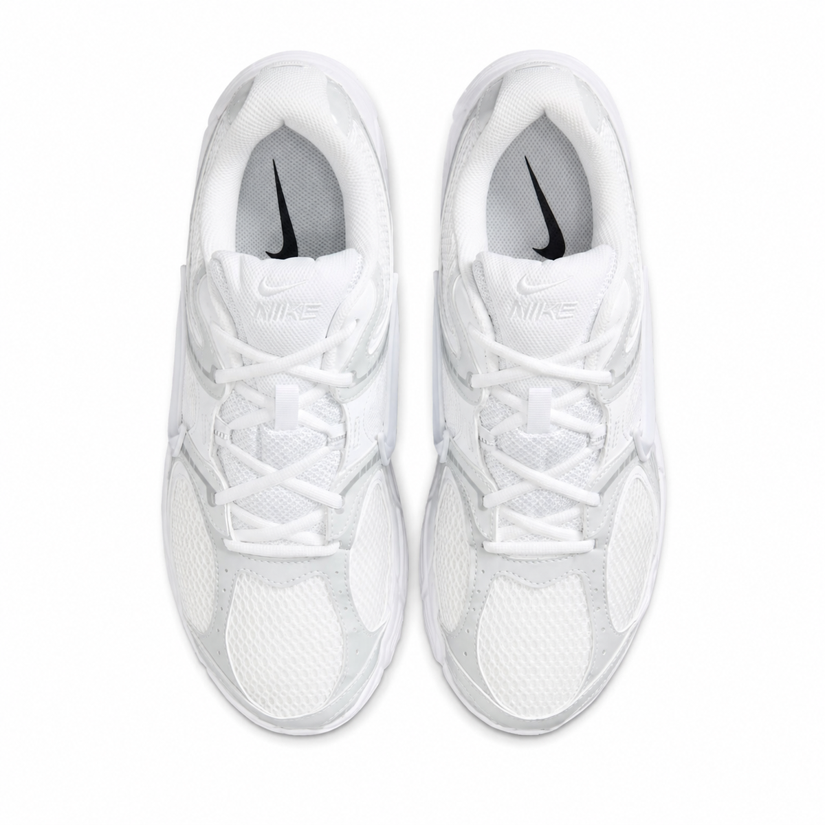 Tênis Nike V5 RNR Branco 4