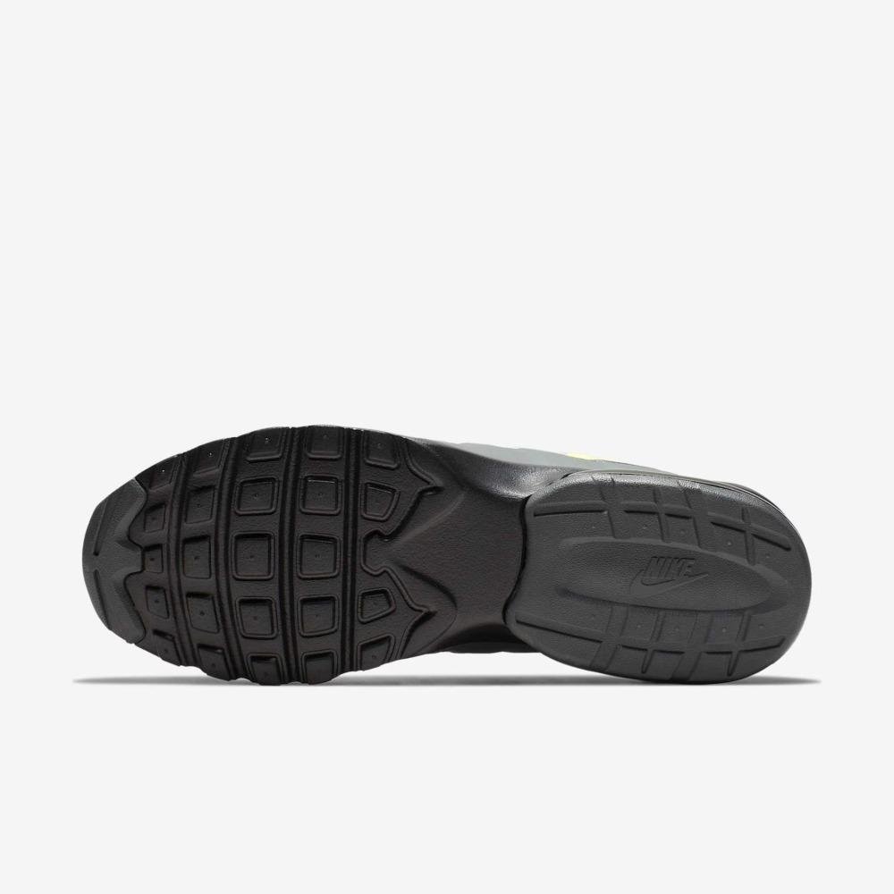 Tênis Nike Air Max Invigor Cinza 3