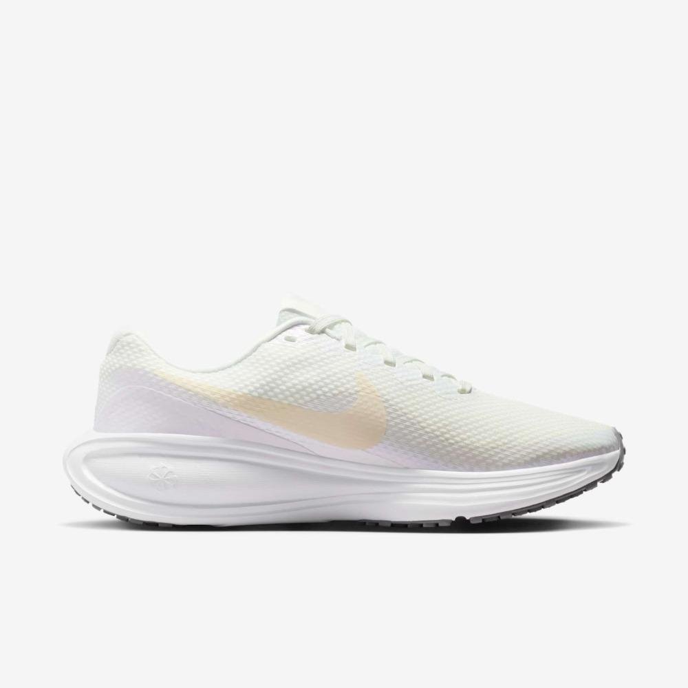 Tênis Nike Revolution 8