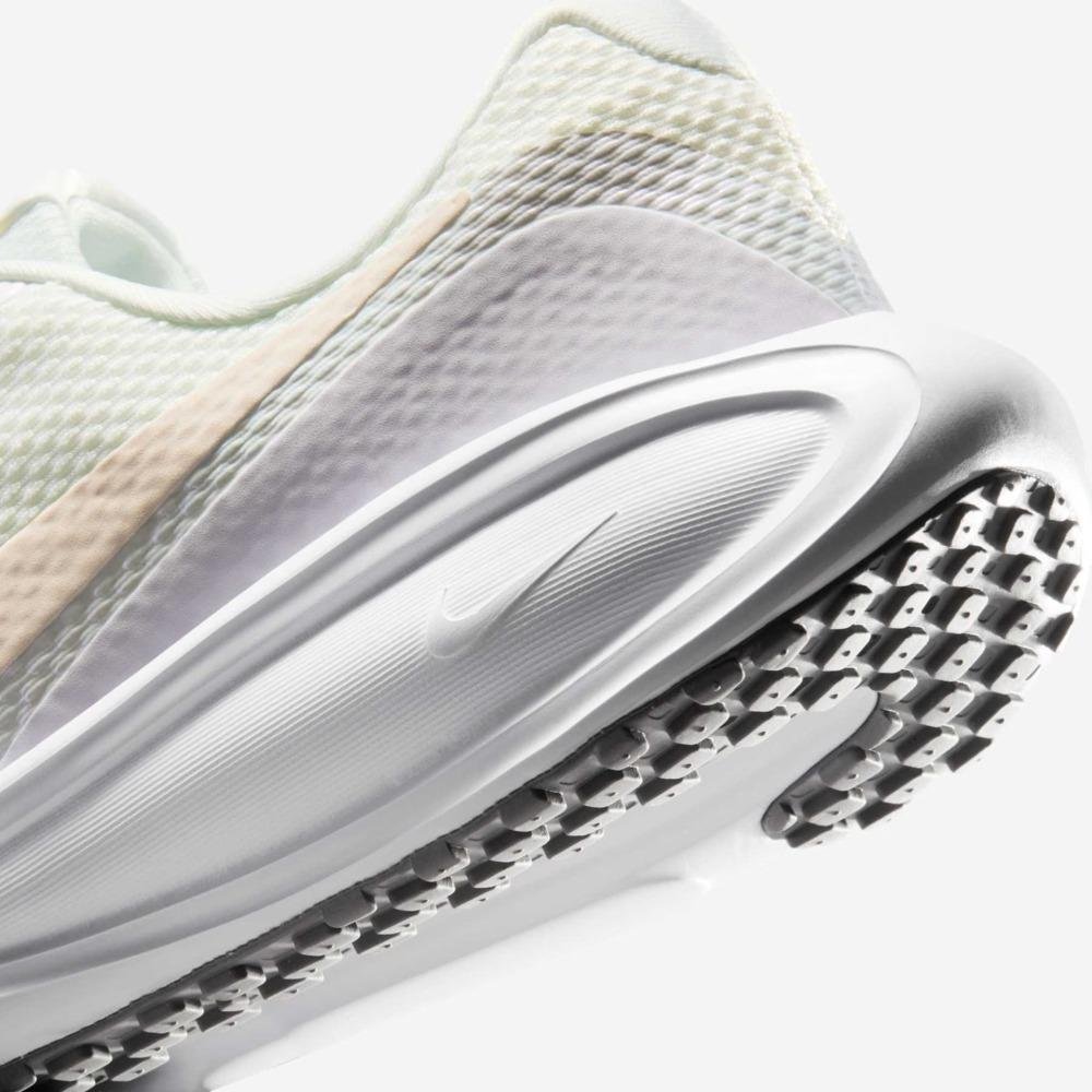 Tênis Nike Revolution 8 Branco 7