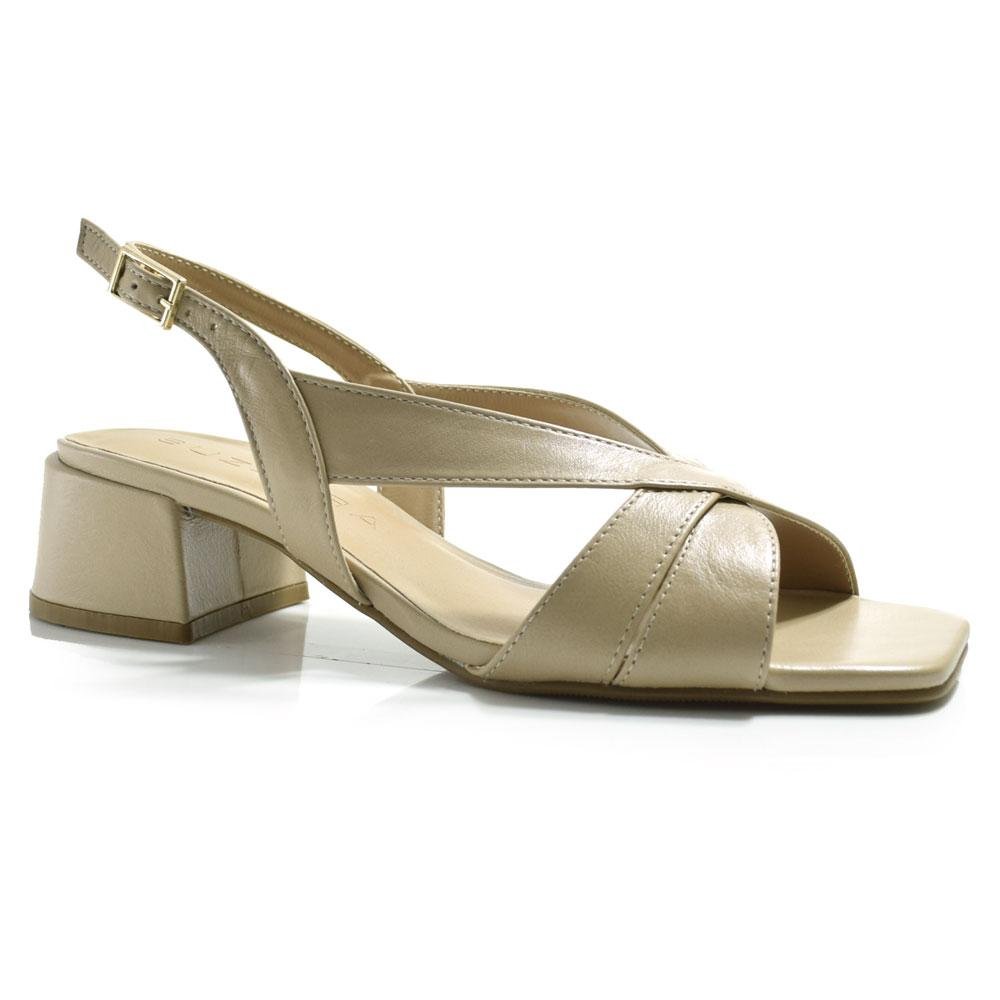 Sandália de Couro e Salto Bloco Suzzara