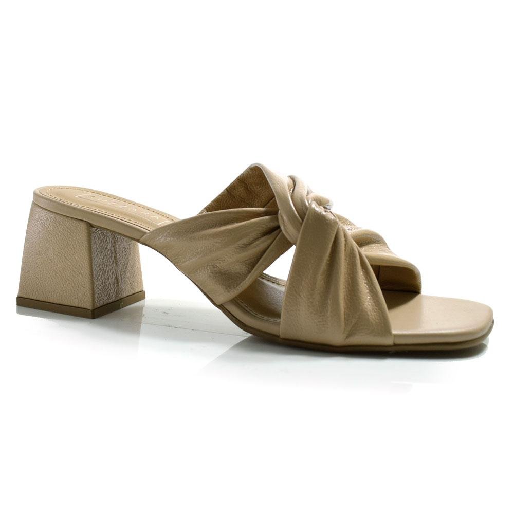 Tamanco de Couro e Salto Bloco Feminino Suzzara