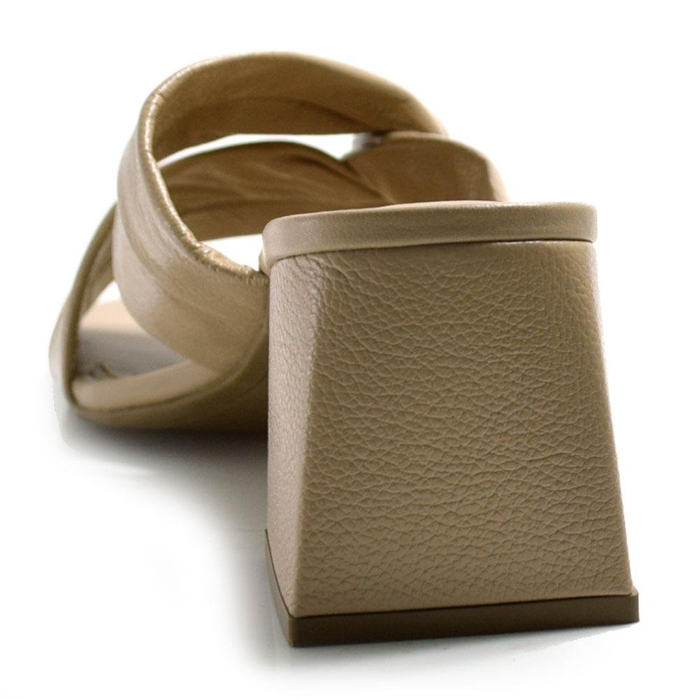 Tamanco de Couro e Salto Bloco Feminino Suzzara Bege 4