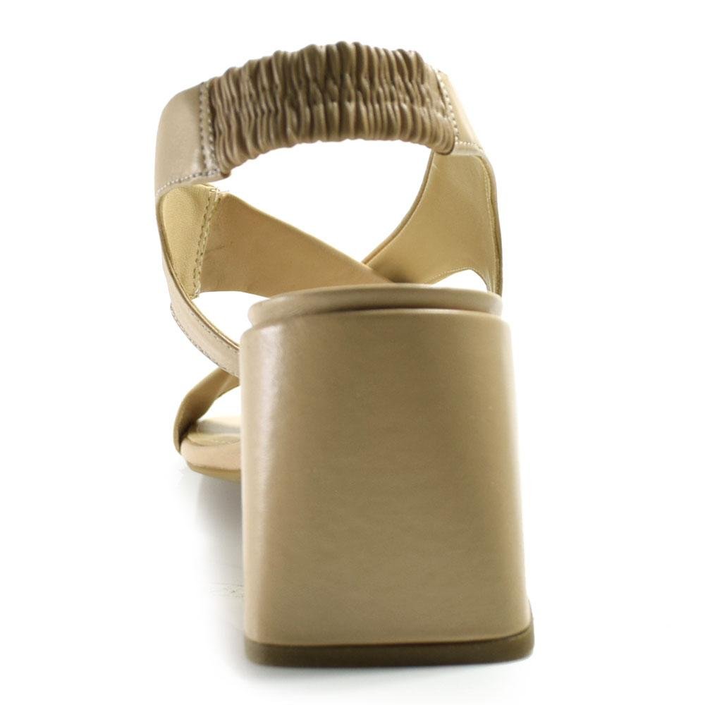 Sandália de Couro e Salto Bloco Feminina Suzzara Bege 4
