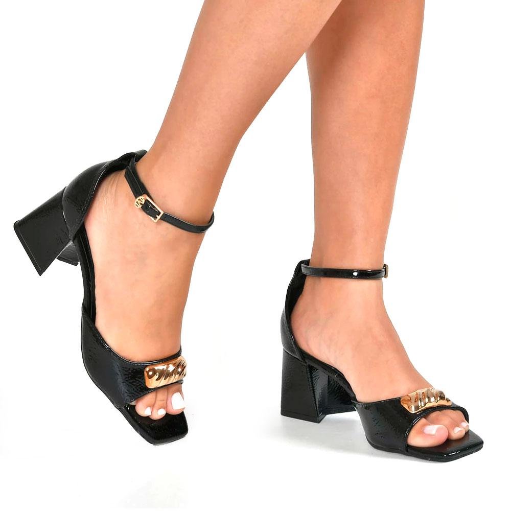 Sandália de Salto Bloco Feminina Via Marte Preto 2