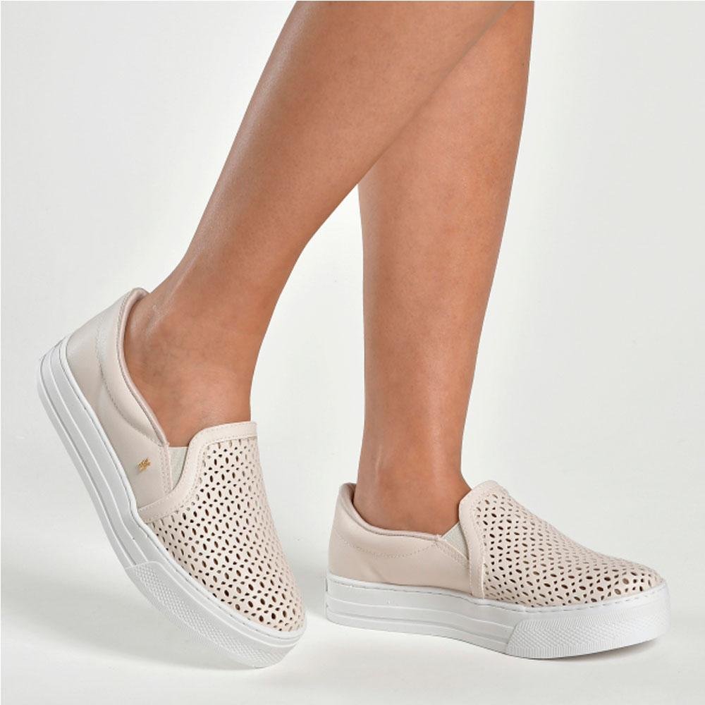 Tênis Slip On Feminino Via Marte  Bege 3