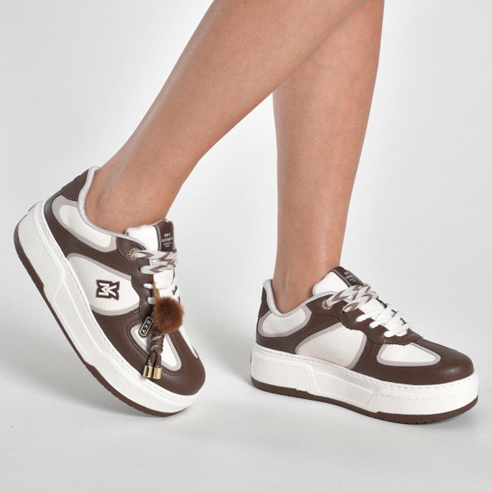 Tênis Casual Feminino Via Marte Marrom/Branco 3