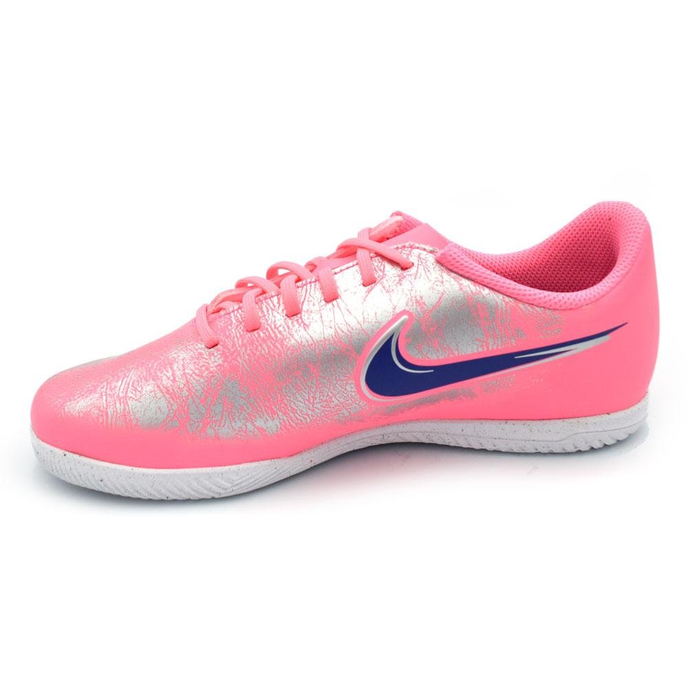 Chuteira de Futsal Infantil Nike Vini Jr. IO9822-640 Rosa 5