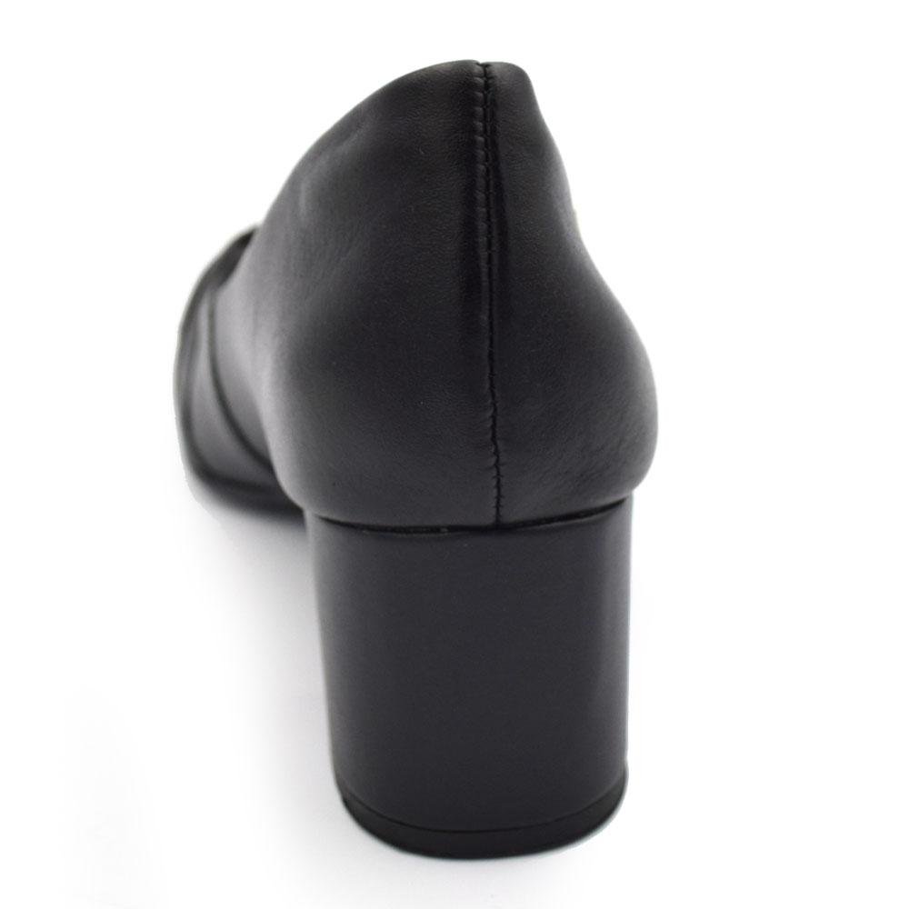 Scarpin de Couro e Salto Bloco Ramarim 2662103 Preto 4