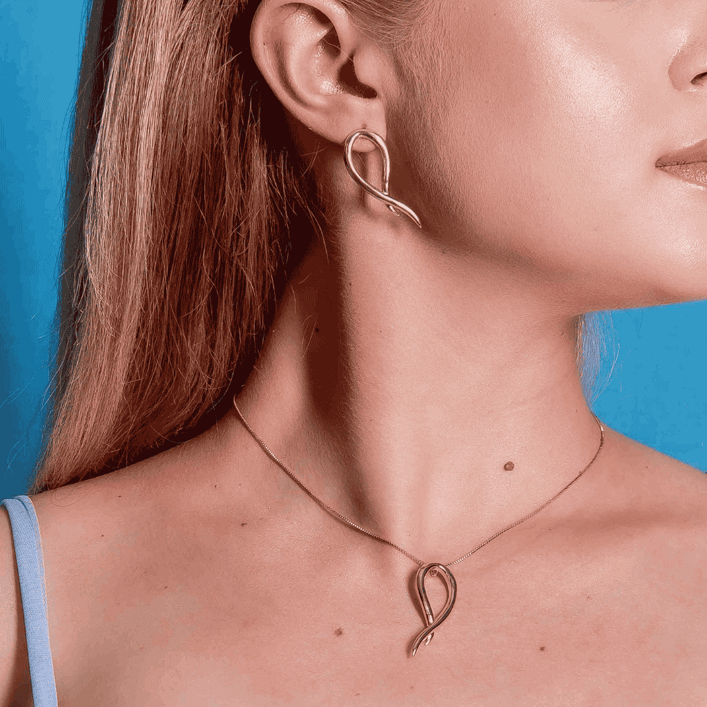 Conjunto Brinco e Colar Laço Assimétrico banhado em ouro 18k Dourado 2